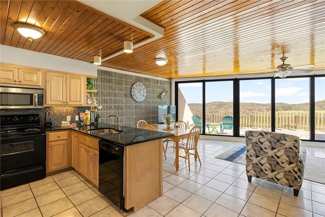 7477 State Highway 361 104, Port Aransas, TX 78373