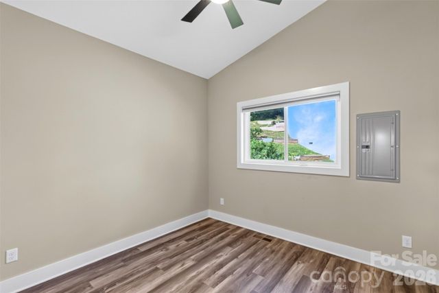 211 Hanover Street, Asheville, NC 28806