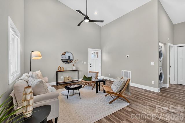 211 Hanover Street, Asheville, NC 28806