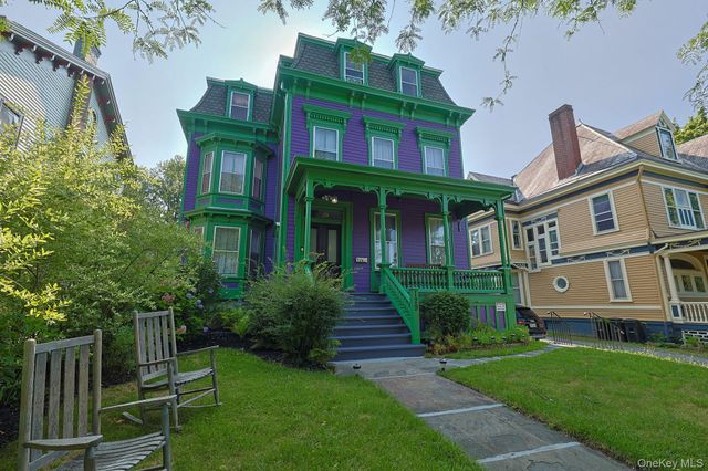 129 Academy Street, Poughkeepsie, NY 12601