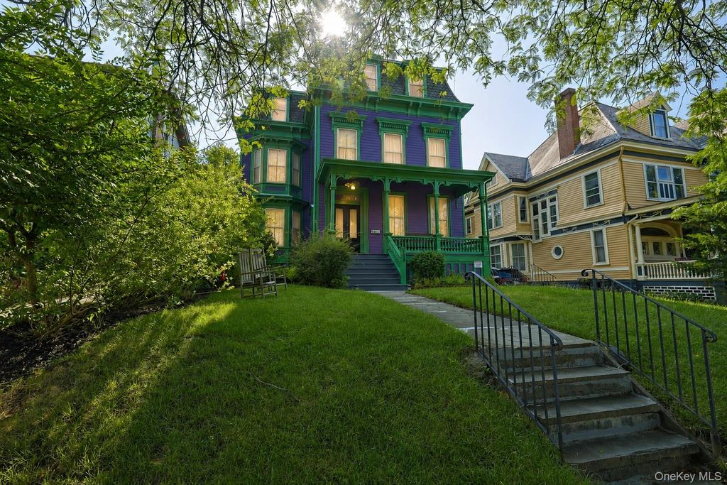129 Academy Street, Poughkeepsie, NY 12601