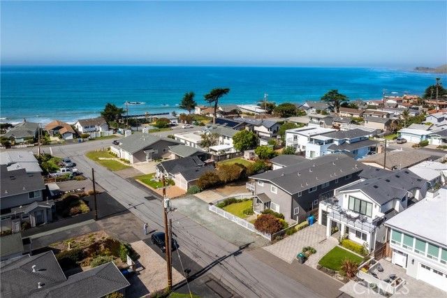 31 8th Street, Cayucos, CA 93430