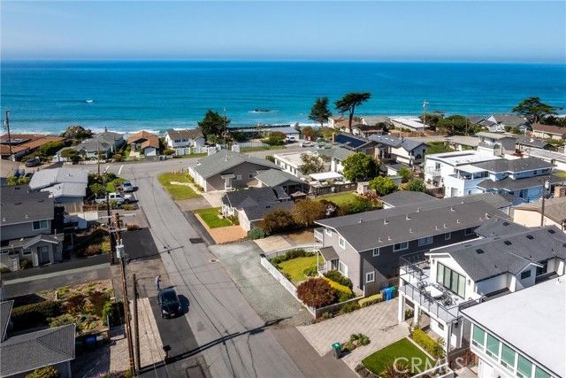 31 8th Street, Cayucos, CA 93430