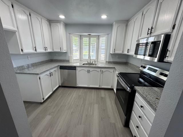 7407 Sunborough Ln, Sacramento, CA 95828