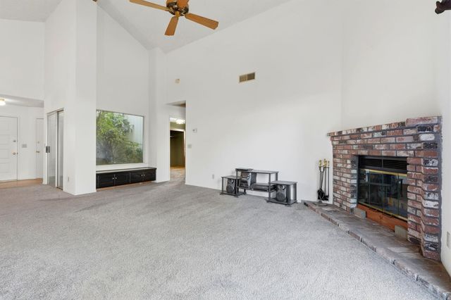 3662 W Harvard Avenue, Fresno, CA 93722