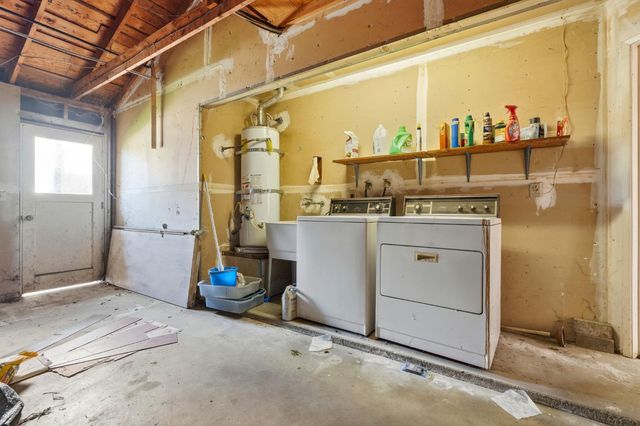 3662 W Harvard Avenue, Fresno, CA 93722