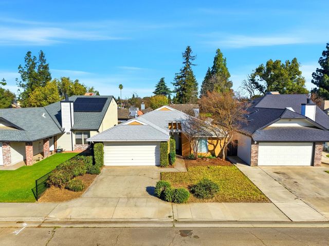 3662 W Harvard Avenue, Fresno, CA 93722