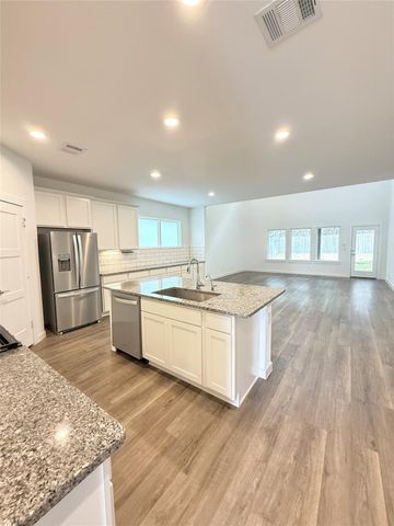 1057 Dancing Feather Street, Montgomery, TX 77316