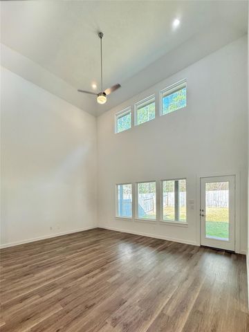 1057 Dancing Feather Street, Montgomery, TX 77316