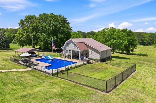 1270 Highway 53, Hoschton, GA 30548