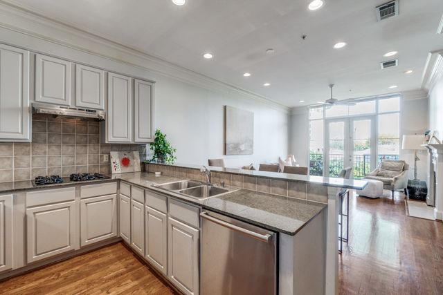 3535 Gillespie Street 408A, Dallas, TX 75219