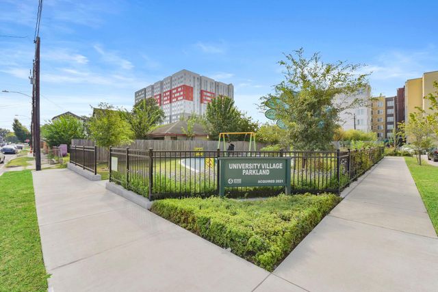 3012, 3014, 3016 Rosalie Street, Houston, TX 77004