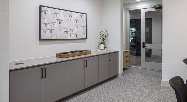 10800 Hammerly Boulevard 406, Houston, TX 77043