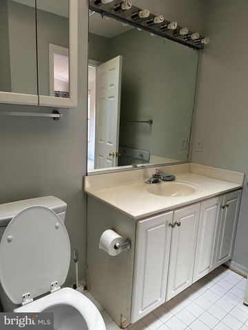 8129 MOUNTAIN VIEW CIR, Pasadena, MD 21122