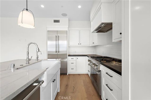 434 Goldenrod Avenue, Corona Del Mar, CA 92625