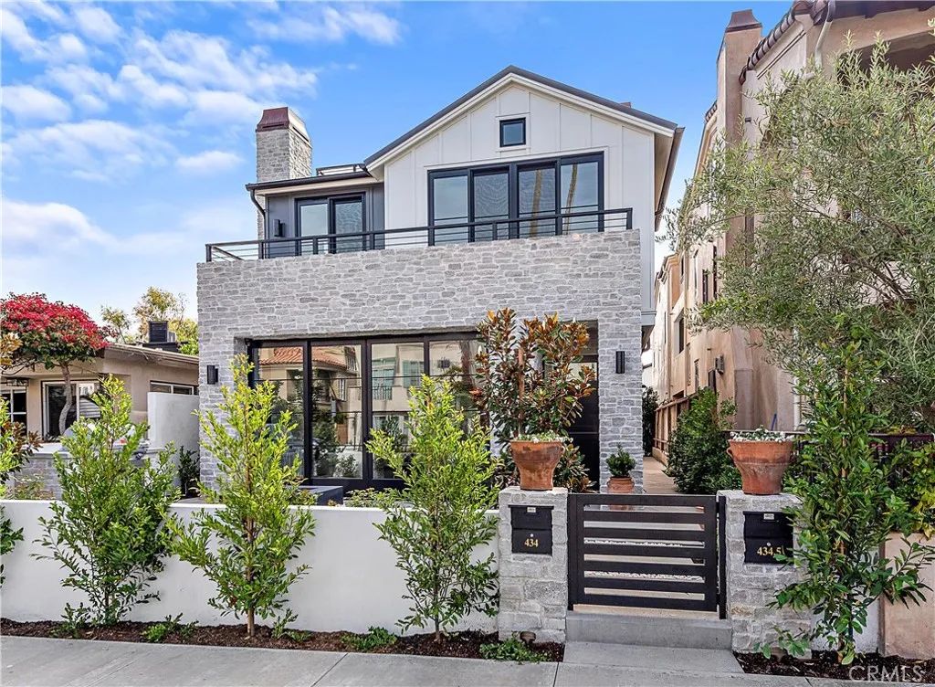 434 Goldenrod Avenue, Corona Del Mar, CA 92625