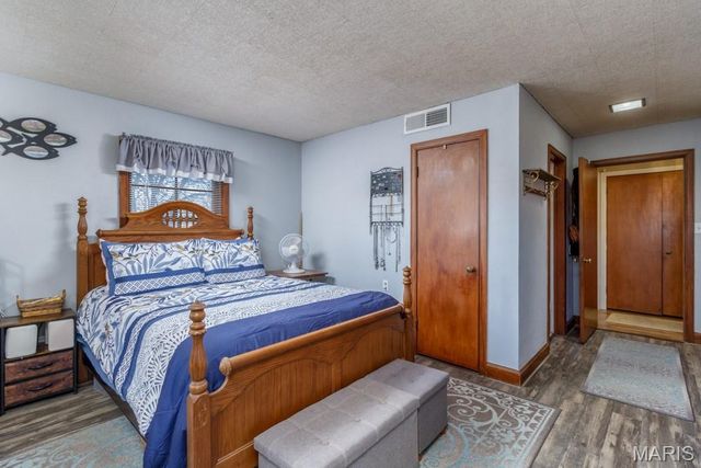 837 Lynn Street, Lebanon, MO 65536