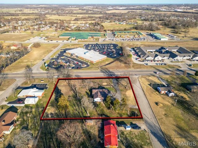 837 Lynn Street, Lebanon, MO 65536