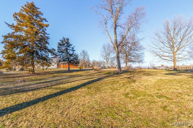 837 Lynn Street, Lebanon, MO 65536