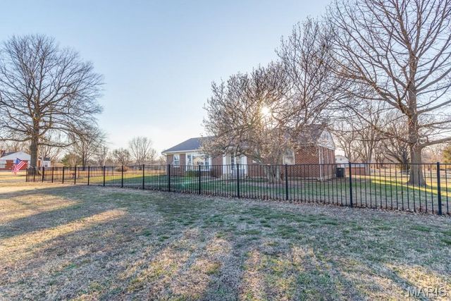 837 Lynn Street, Lebanon, MO 65536