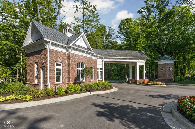 4580 Strathmore Lane, Zionsville, IN 46077