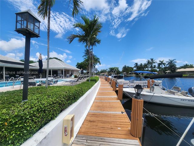 160 Cypress Club Dr 608, Pompano Beach, FL 33060