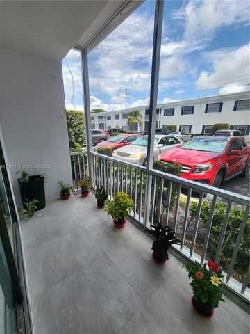 160 Cypress Club Dr 608, Pompano Beach, FL 33060