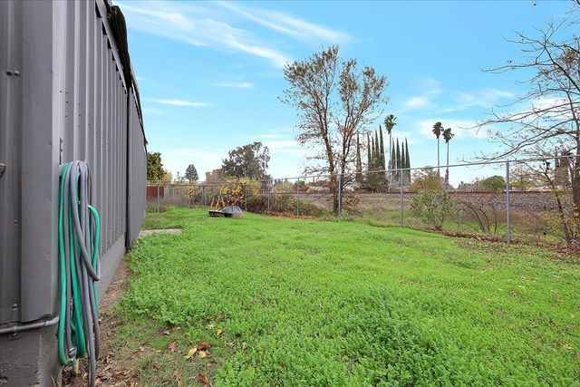 4803 Pacific Ave, Olivehurst, CA 95961