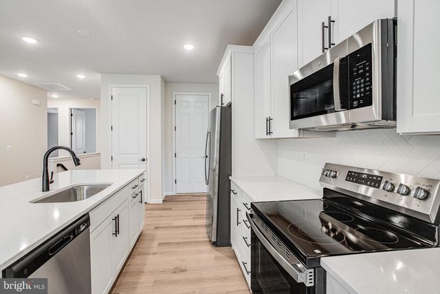 7106 BRAXTON CT, Ruther Glen, VA 22546