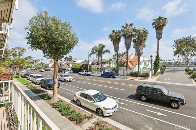 383 Bayshore Avenue 207, Long Beach, CA 90803