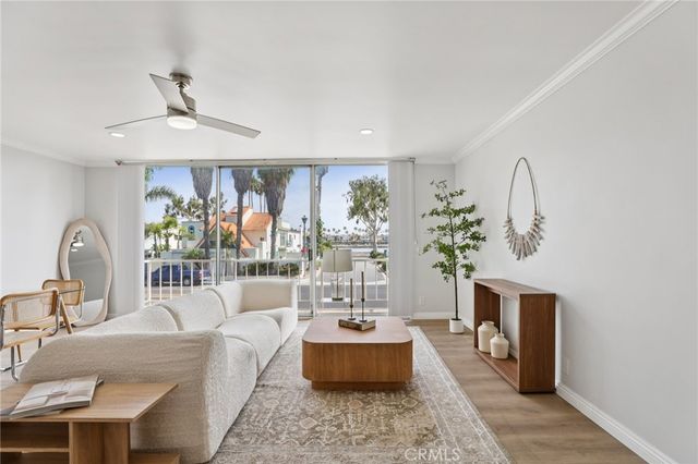 383 Bayshore Avenue 207, Long Beach, CA 90803