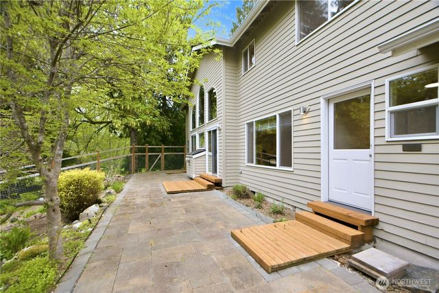 4017 251st Way NE, Redmond, WA 98053