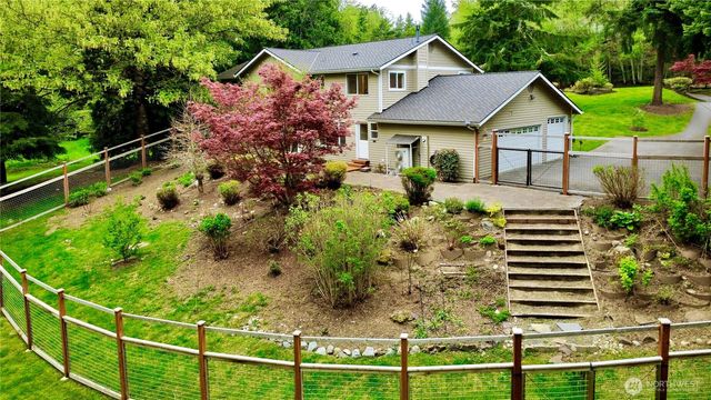 4017 251st Way NE, Redmond, WA 98053