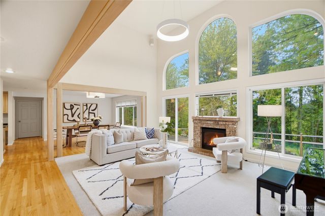 4017 251st Way NE, Redmond, WA 98053