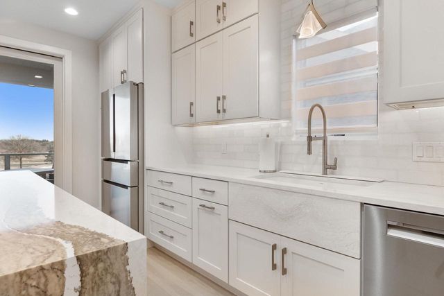 5003 Wenlock Rose Court, Middleton, WI 53562