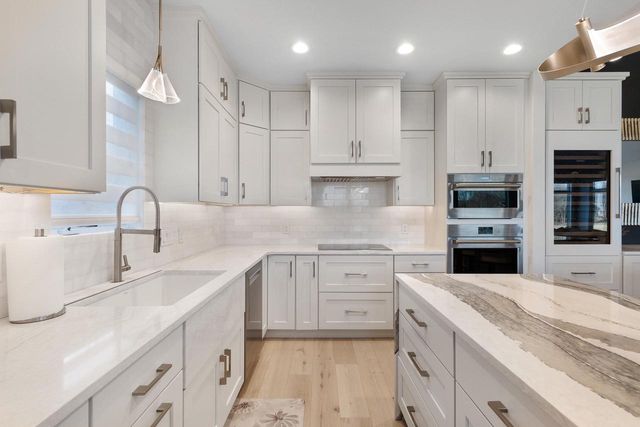 5003 Wenlock Rose Court, Middleton, WI 53562