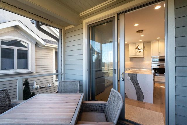 5003 Wenlock Rose Court, Middleton, WI 53562