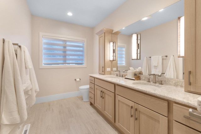 5003 Wenlock Rose Court, Middleton, WI 53562