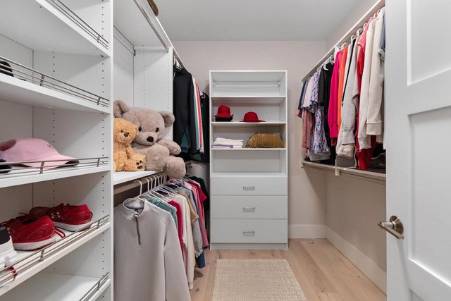 5003 Wenlock Rose Court, Middleton, WI 53562