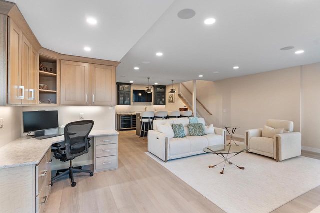 5003 Wenlock Rose Court, Middleton, WI 53562