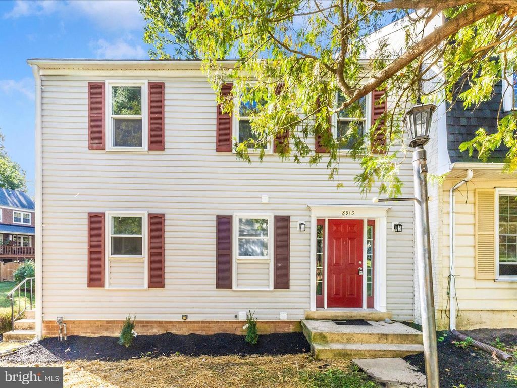 8915 BLADE GREEN LN, Columbia, MD 21045