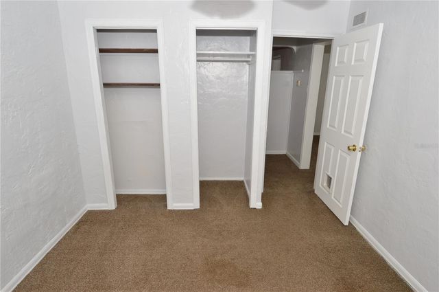 6855 DARTMOUTH AVENUE N, St Petersburg, FL 33710