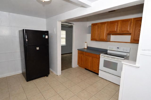 6855 DARTMOUTH AVENUE N, St Petersburg, FL 33710