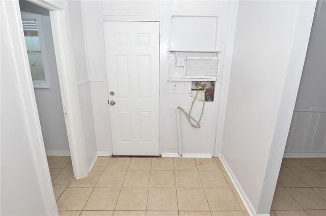 6855 DARTMOUTH AVENUE N, St Petersburg, FL 33710