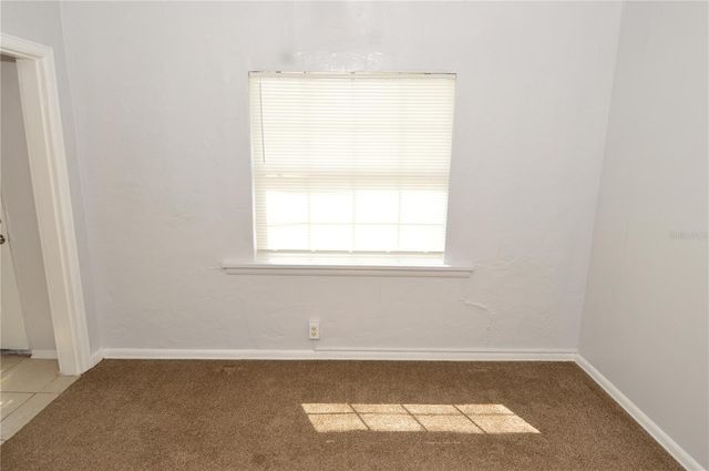 6855 DARTMOUTH AVENUE N, St Petersburg, FL 33710