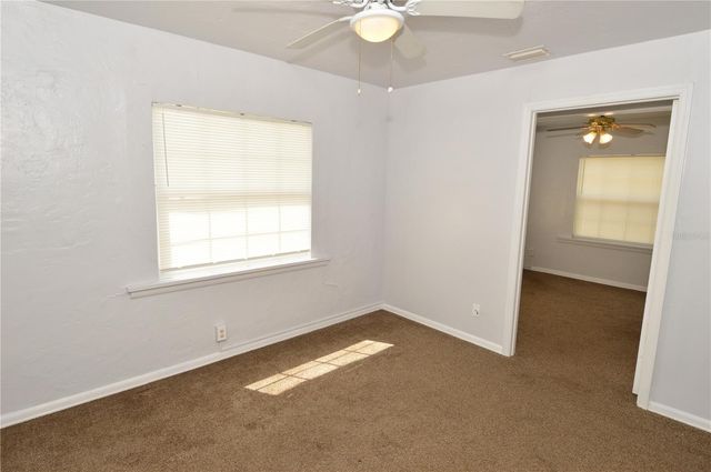 6855 DARTMOUTH AVENUE N, St Petersburg, FL 33710