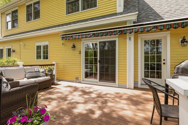 21 Willowbrook Avenue, Greenland, NH 03840