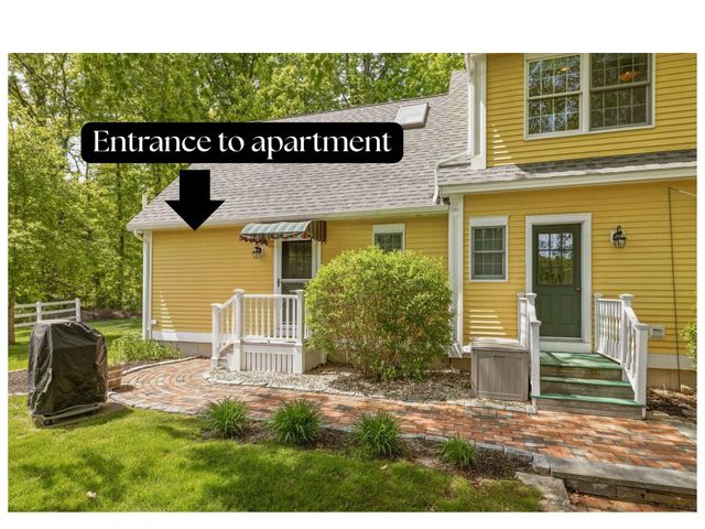 21 Willowbrook Avenue, Greenland, NH 03840