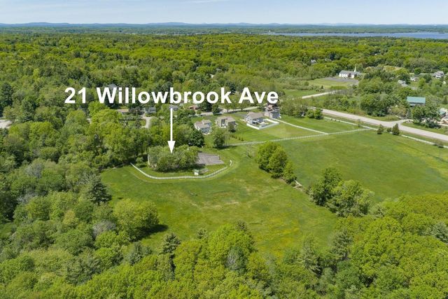 21 Willowbrook Avenue, Greenland, NH 03840
