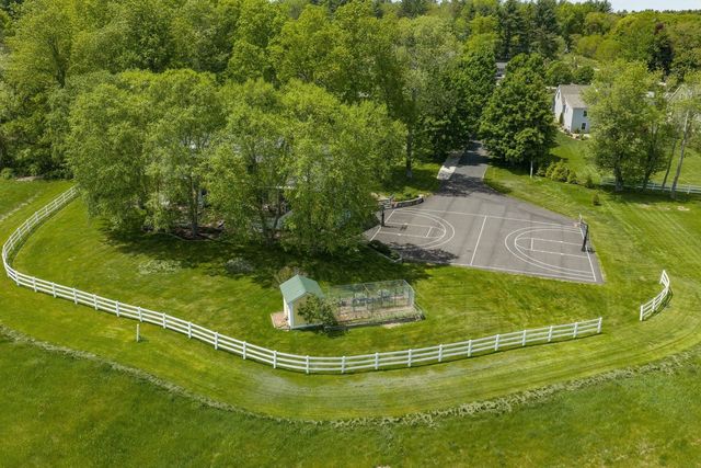 21 Willowbrook Avenue, Greenland, NH 03840